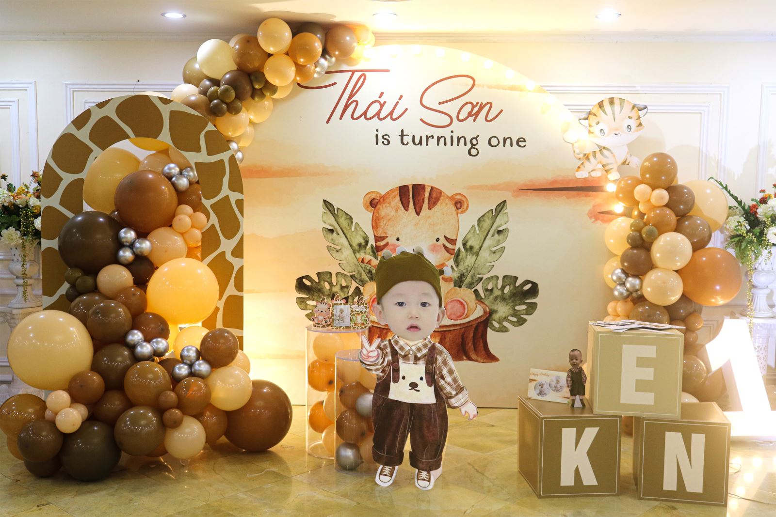 tiec-sinh-nhat-1-tuoi-be-thai-son-13-03-2023-tai-a25