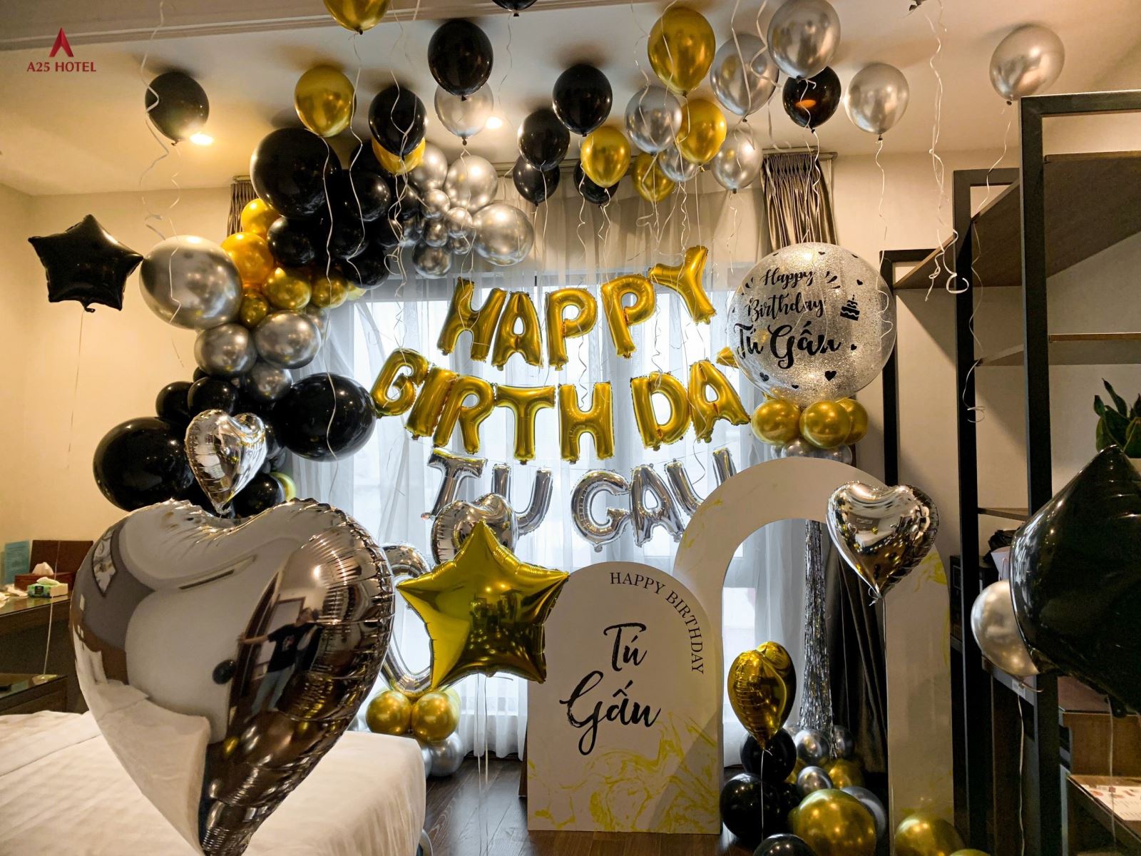 dich-vu-trang-tri-phong-sinh-nhat-phong-trang-mat-tai-khach-san-a25-hotel