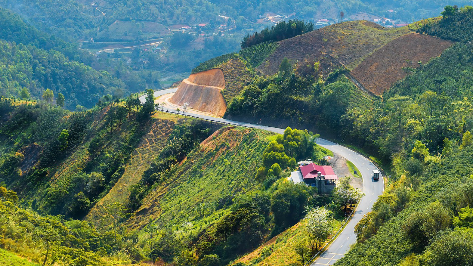 tour-ha-noi-sapa-lai-chau-dien-bien-moc-chau-mai-chau