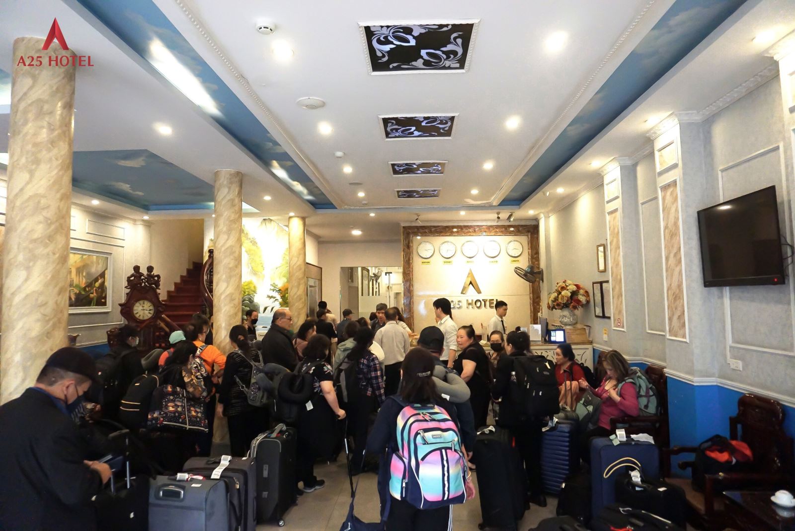 a25-hotel-187-lo-duc-khach-san-yeu-thich-cua-nhieu-doan-du-lich-chau-a