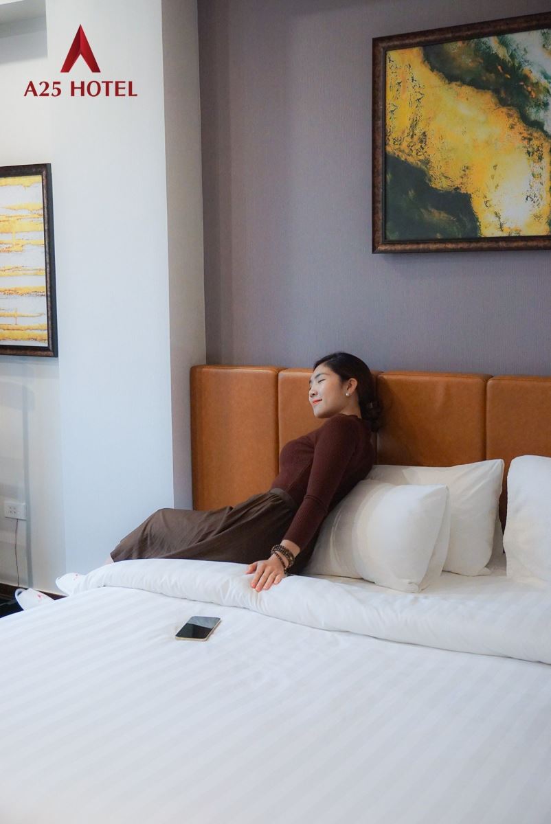 a25-hotel-187-trung-kinh-goc-am-ap-cua-nhung-co-nang-doc-than-me-cong-viec