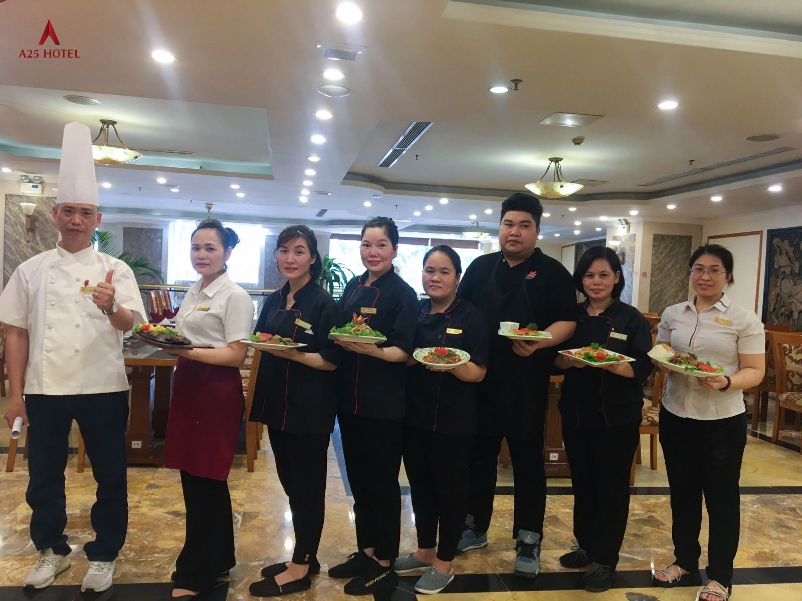 mung-20-nam-thanh-lap-tap-doan-a25-hotel-rung-hoa-tay-nghe-tot-thi-nhau-dua-sac