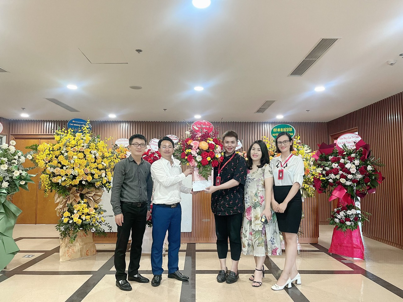 a25-hotel-chuc-mung-63-nam-ky-niem-ngay-thanh-lap-nganh-du-lich-viet-nam